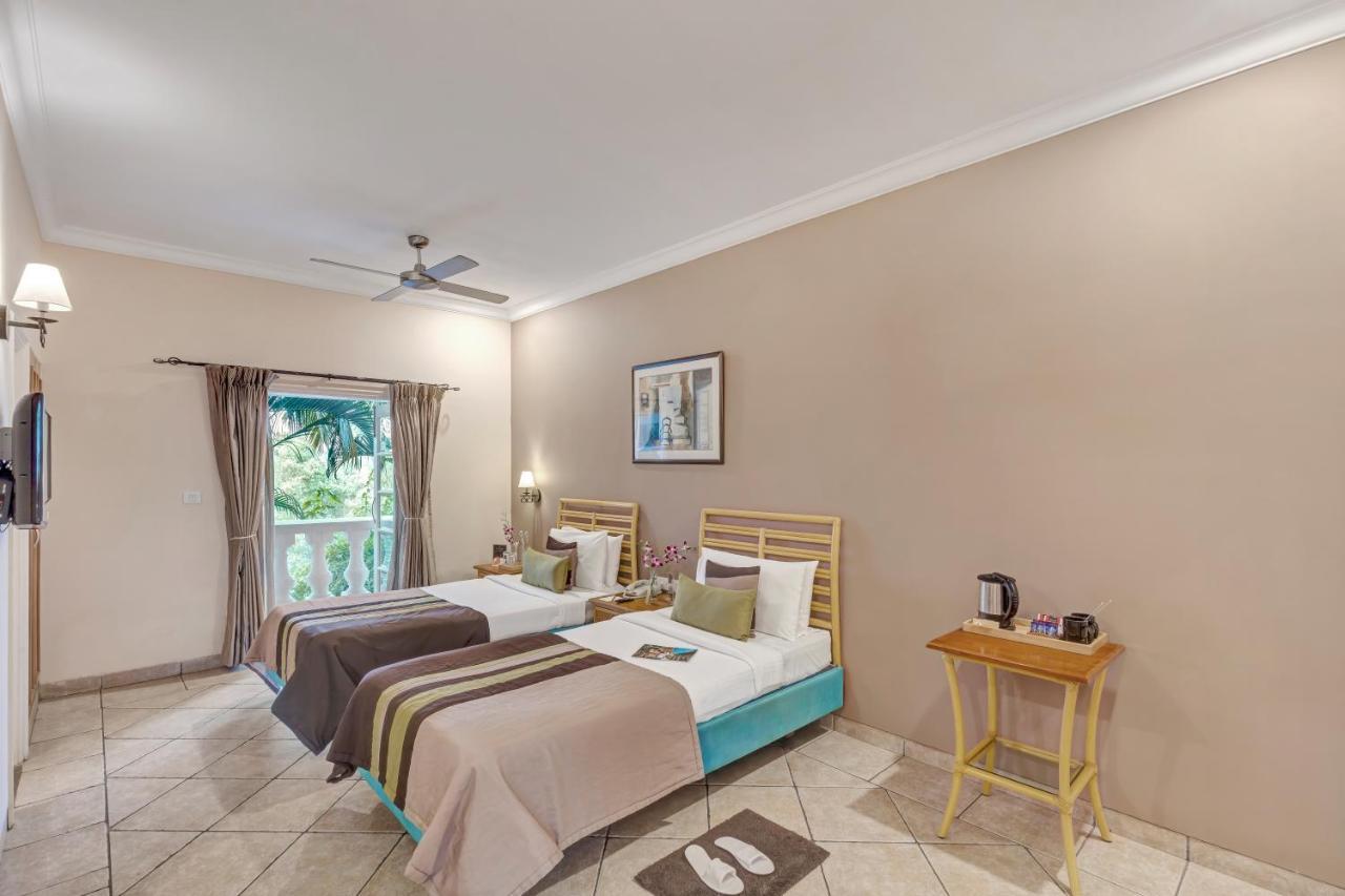 Club Mahindra Emerald Palms, Goa Benaulim Bagian luar foto
