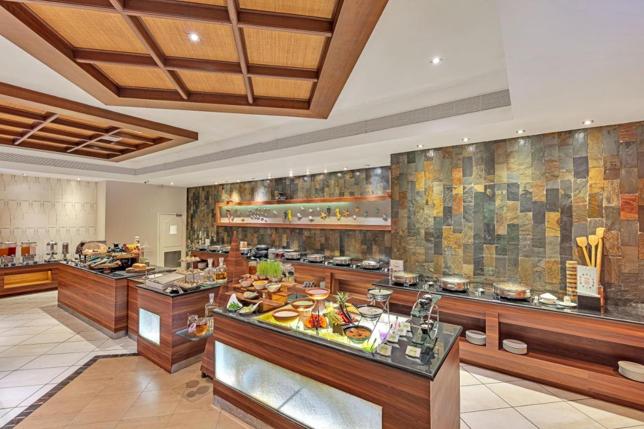 Club Mahindra Emerald Palms, Goa Benaulim Bagian luar foto