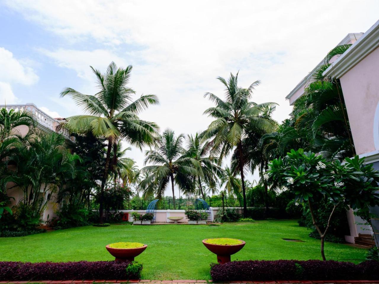 Club Mahindra Emerald Palms, Goa Benaulim Bagian luar foto